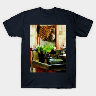 Cooks - Washing Garden Greens T-Shirt